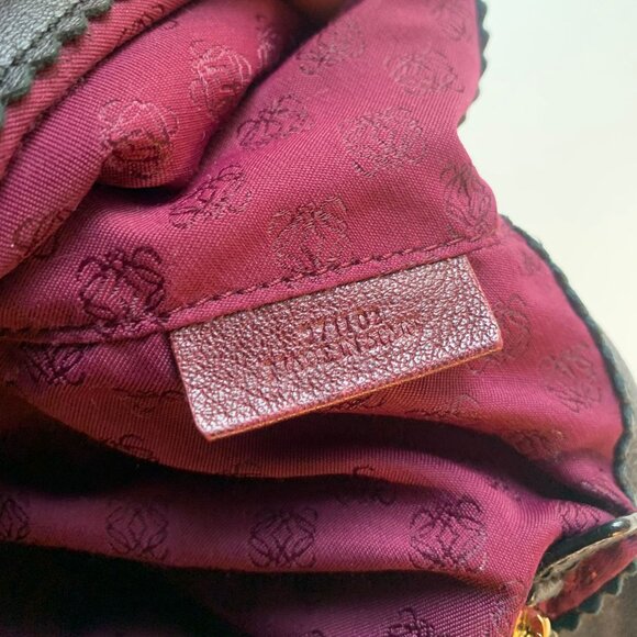 *SOLD* LOEWE Ara Anagram Shoulder Bag - Picture 13 of 13